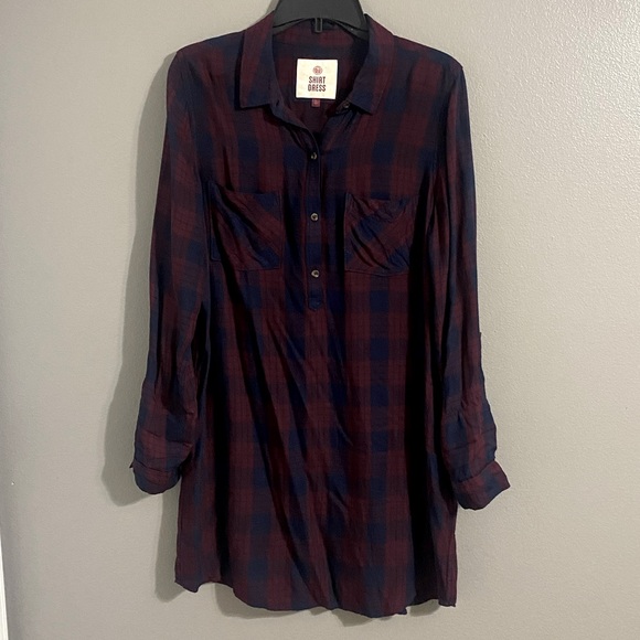 SO Dresses & Skirts - Juniors T-shirt Dress; L